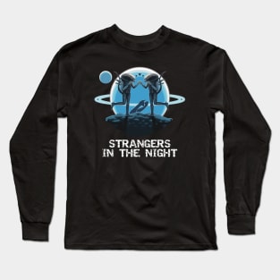 Strangers in the Night: Dancing Xenomorphs Long Sleeve T-Shirt